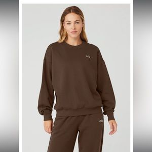 Alo accolade Crewneck Pullover in Espresso M
